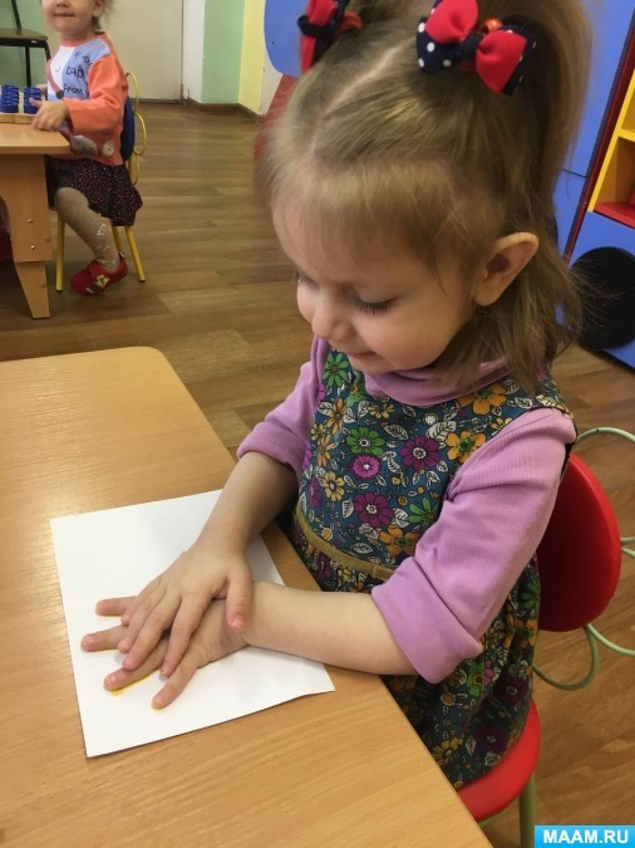 Развитие ребенка с помощью пальчикового рисования