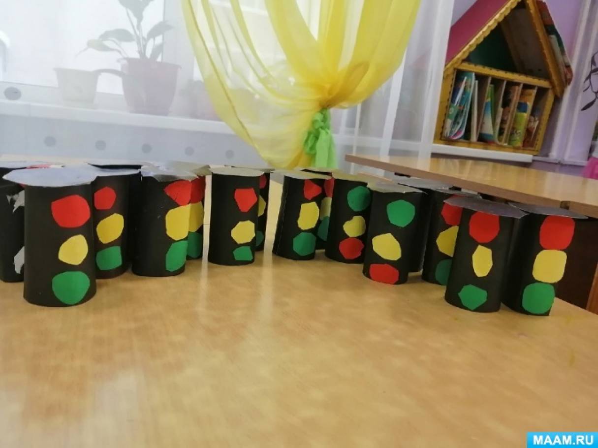 Викторина по ПДД для детей старшего дошкольного возраста «Смотри в оба на дороге» Фото Викторина по ПДД для детей старшего дошкольного возраста «Смотри в оба на дороге»