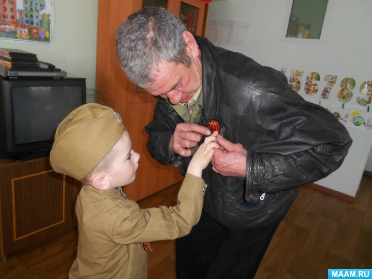 Патриотическая акция «Георгиевская ленточка» Фото Патриотическая акция «Георгиевская ленточка»