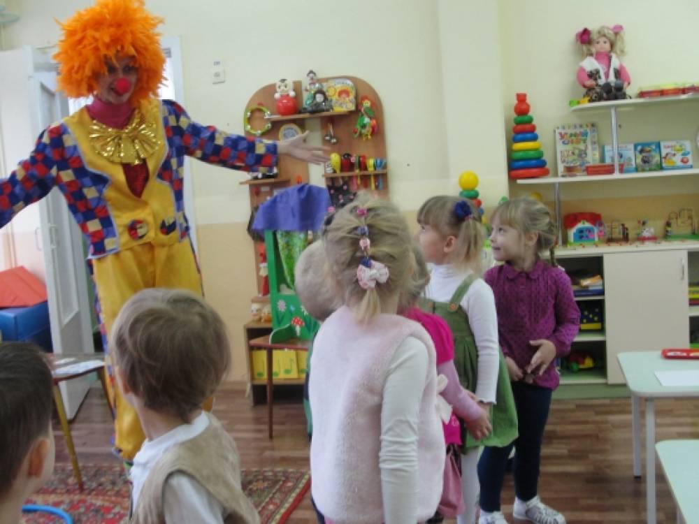 Занятие цирк в младшей группе