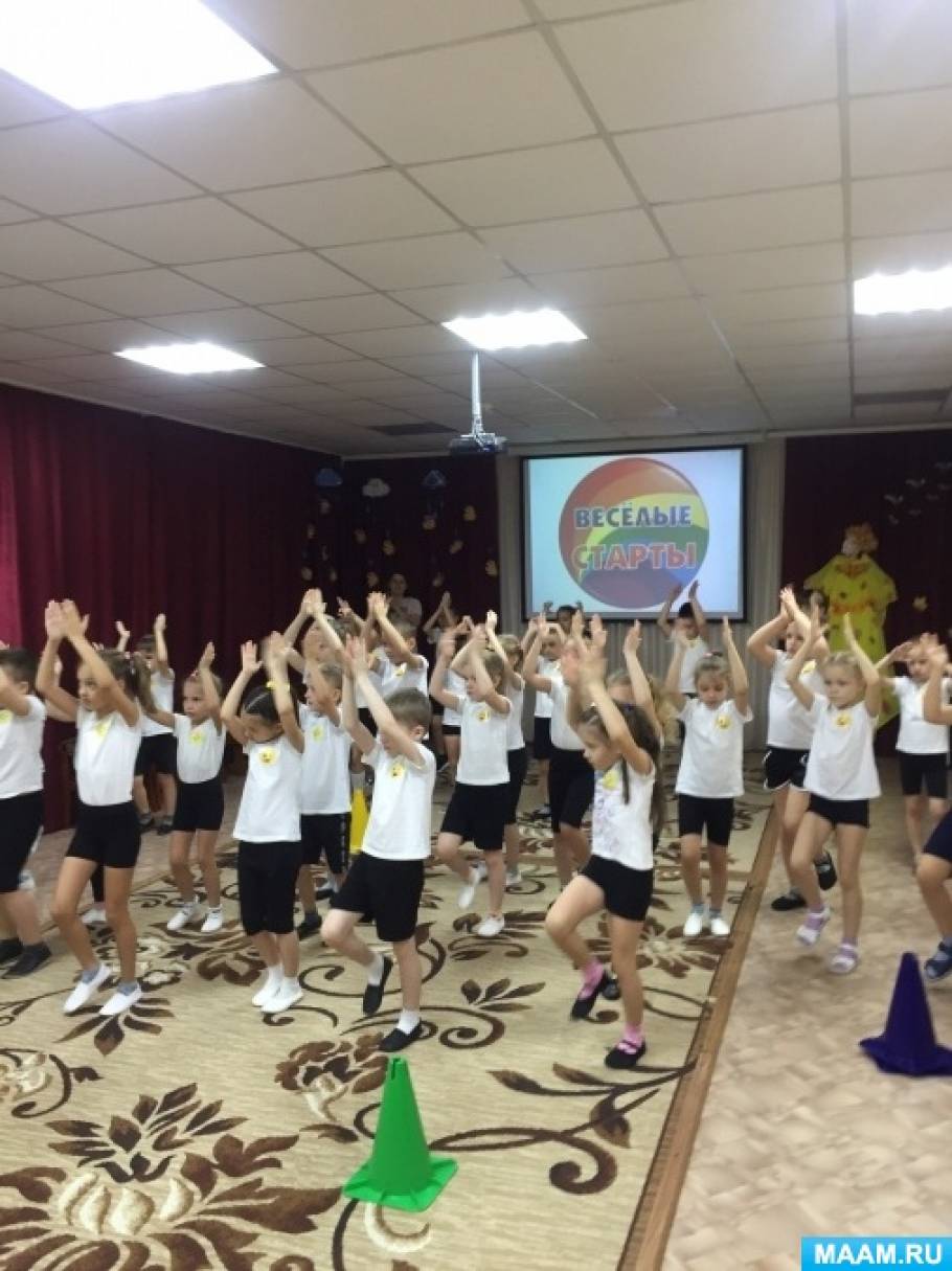 Смотреть фотографию №2 Фото №2 Дети знакомятся с жюри готовятся к соревнованиям
