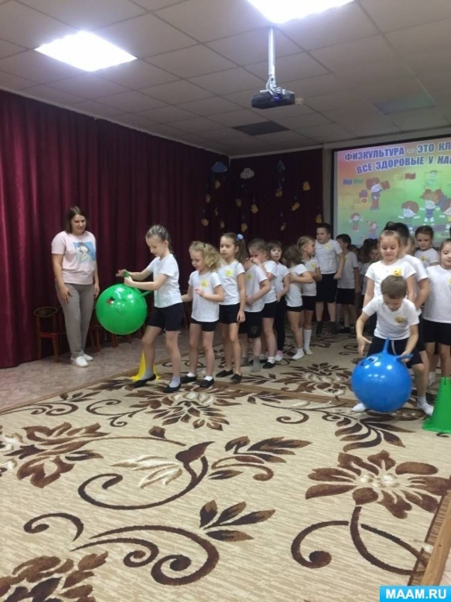 Смотреть фотографию №9 Фото №9 Эстафета Бег в паре с обручем