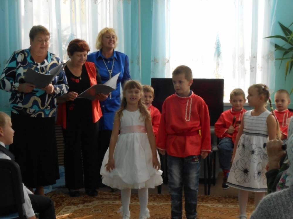 Акция «Добра и милосердия» ко Дню пожилых людей Фото Акция «Добра и милосердия» ко Дню пожилых людей