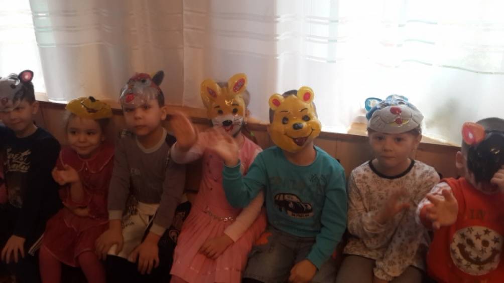 «День смеха». Сценарий праздника для детей дошкольного возраста (10 ...