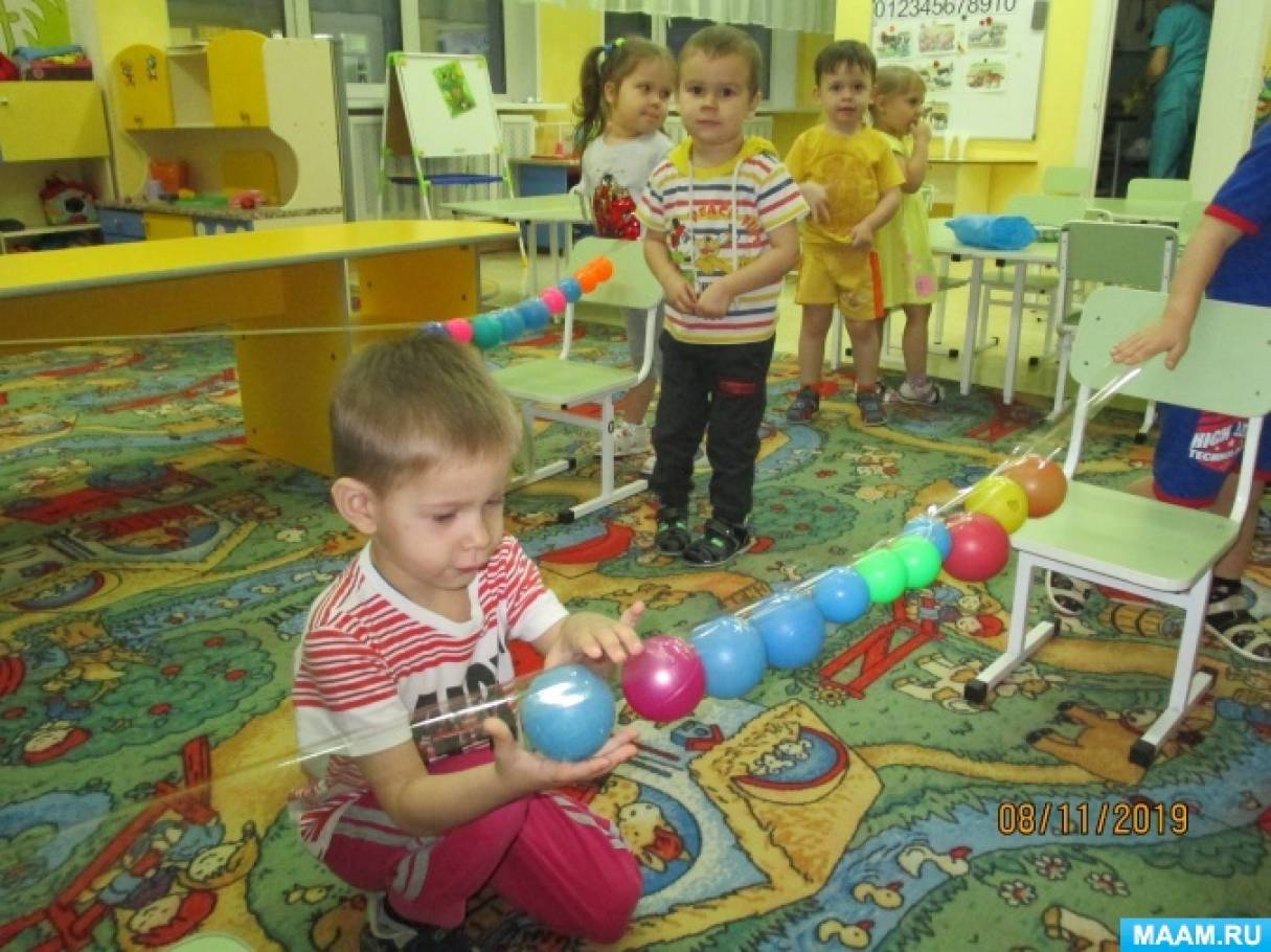 Дидактическая игра «Прицепи шарик. мячики» во второй младшей группе (3 ...