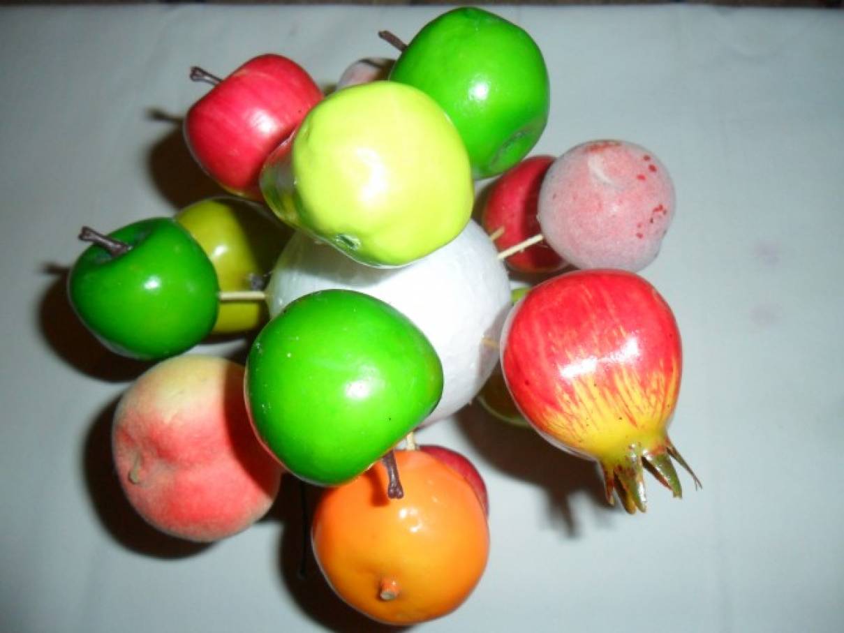 Топиарии из фруктов: разнообразие идей для творчества