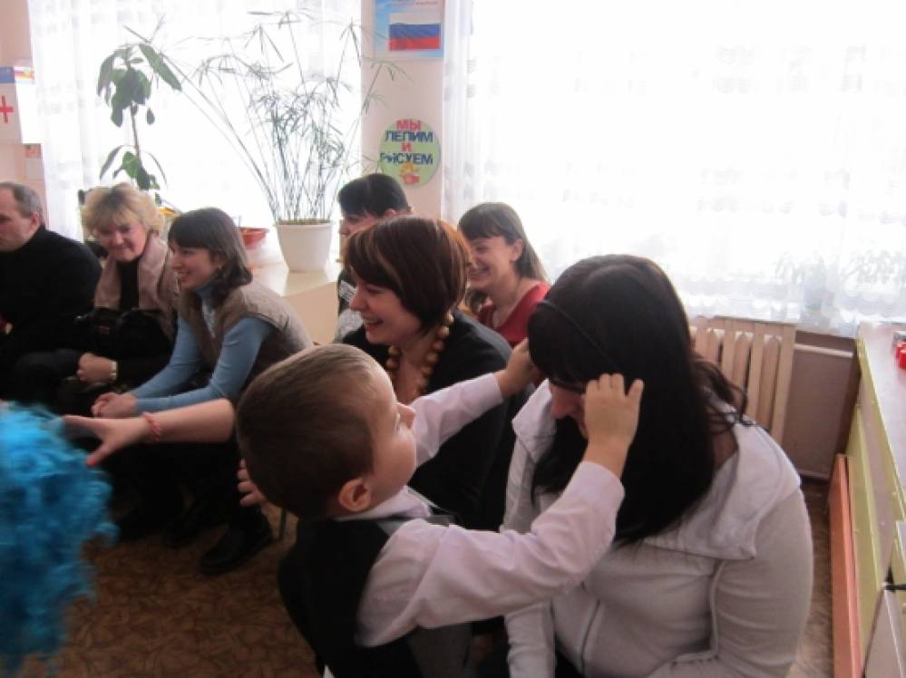 картинки о мамах и бабушках к 8 марта