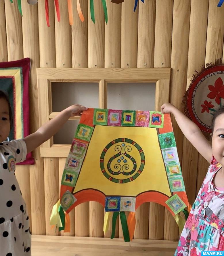 Фотоотчет об аппликации народного якутского символа «Чаппараах. Чепрак» во второй младшей группе