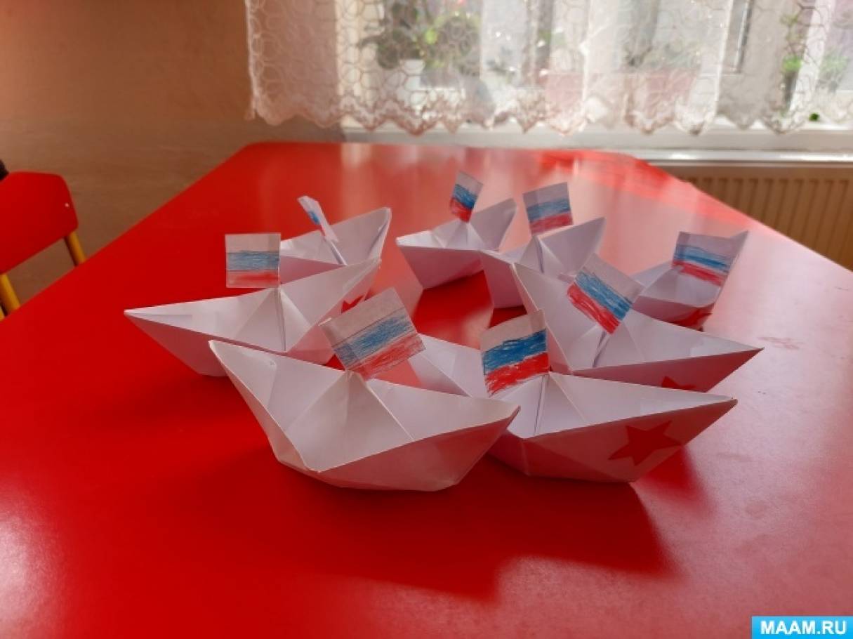Делаем кораблик из бумаги своими руками: схемы и пошаговая инструкция