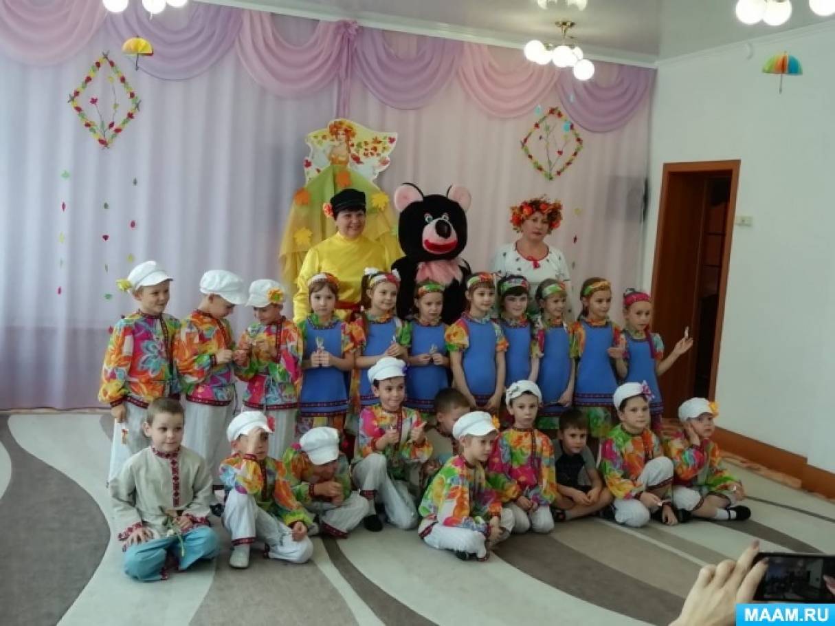 Спортивный утренник. Детский сад 3. Детский ансамбль лучик. Фото садика веселое красивое. Игрушки в садик меня садик.