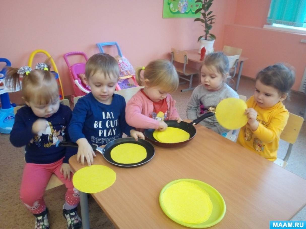 Занятие масленица во второй младшей группе. Занятия в группе раннего возраста. Занятие Масленица в младшей группе. Масленица в младшей группе в детском саду. Масленица в детском саду 2 младшая группа.