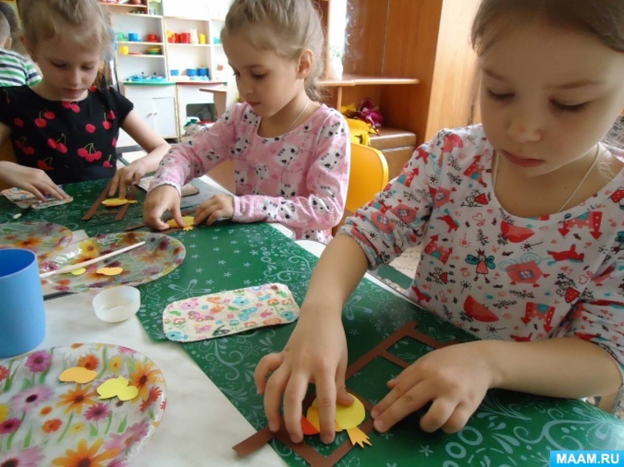 Смотреть фотографию №4 Фото №4 Сначала собираем детали курочки и склеиваем их