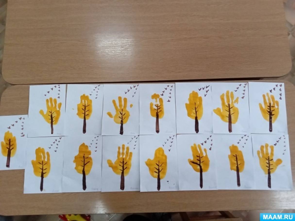 Конспект занятия по рисованию ладошками «Осеннее дерево» для детей второй младшей группы