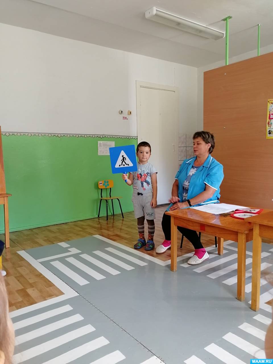 Смотреть фотографию №2 Фото №2 Безопасность жизнедеятельности ПДД светофор