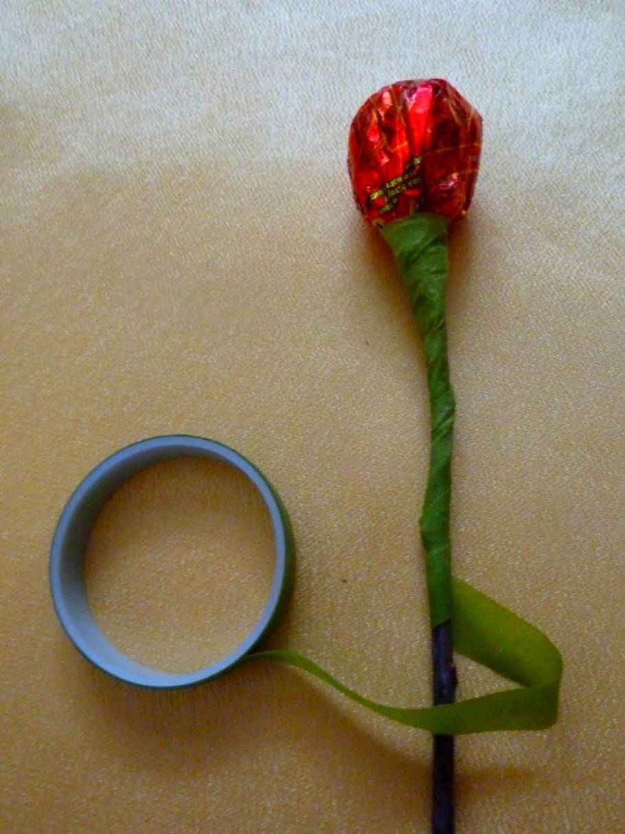 Букет из конфет своими руками: мастер-классы с фото