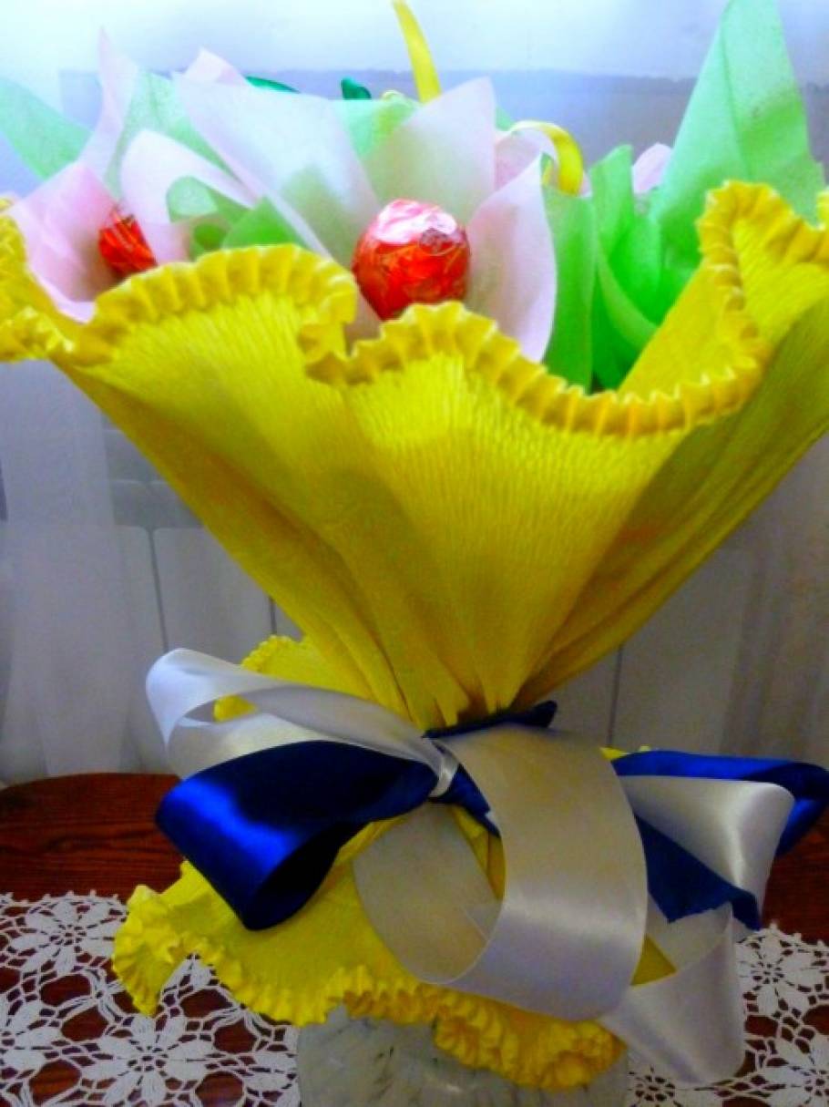 Букет из конфет своими руками: мастер-классы с фото