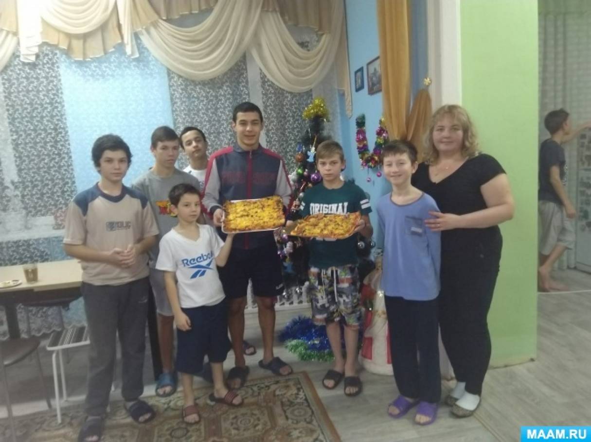 Мастер-класс для подростков «Пицца восьмерка» Фото Мастер-класс для подростков «Пицца восьмерка»
