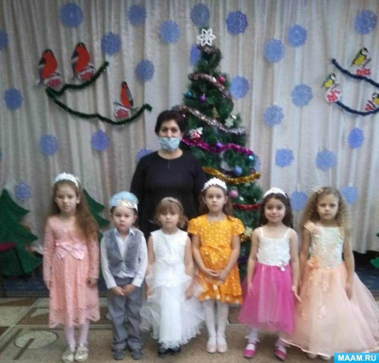 Выход Бабы Яги На Новый Год Выход Бабы Яги На Новый Год