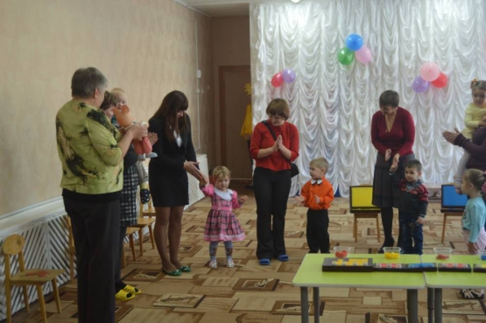 Конспект НОД детей группы раннего возраста совместно с родителями «Путешествие на паровозике» Фото Конспект НОД детей группы раннего возраста совместно с родителями «Путешествие на паровозике»