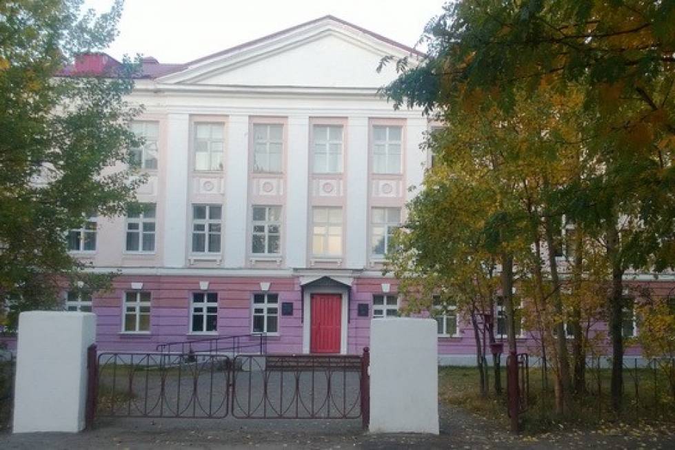 Мончегорск Школы Фото