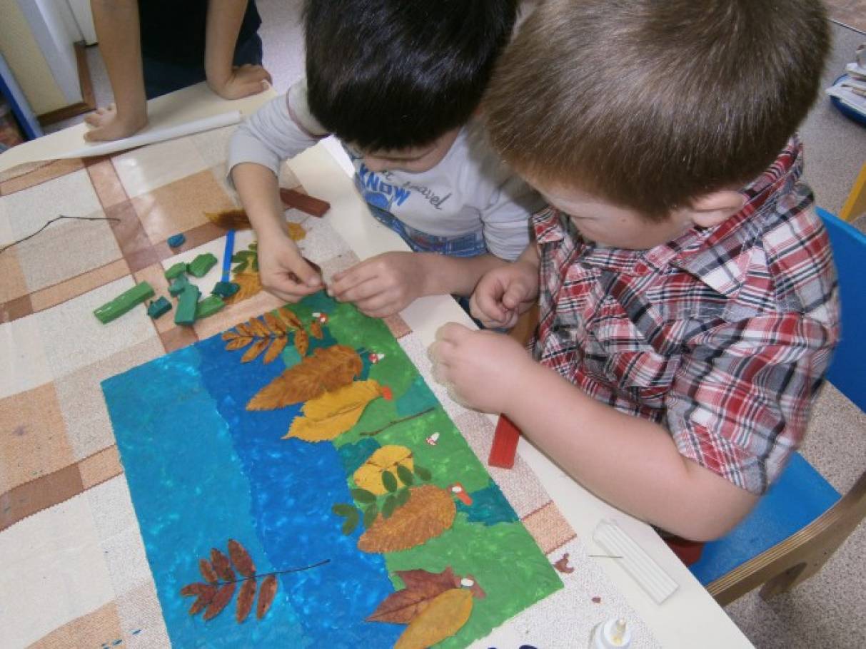 Нетрадиционные открытые занятия средняя группа. Рисование в детском саду. Пластилинография в детском саду. Нетрадиционное рисование для дошкольников. Занятия рисованием с детьми.