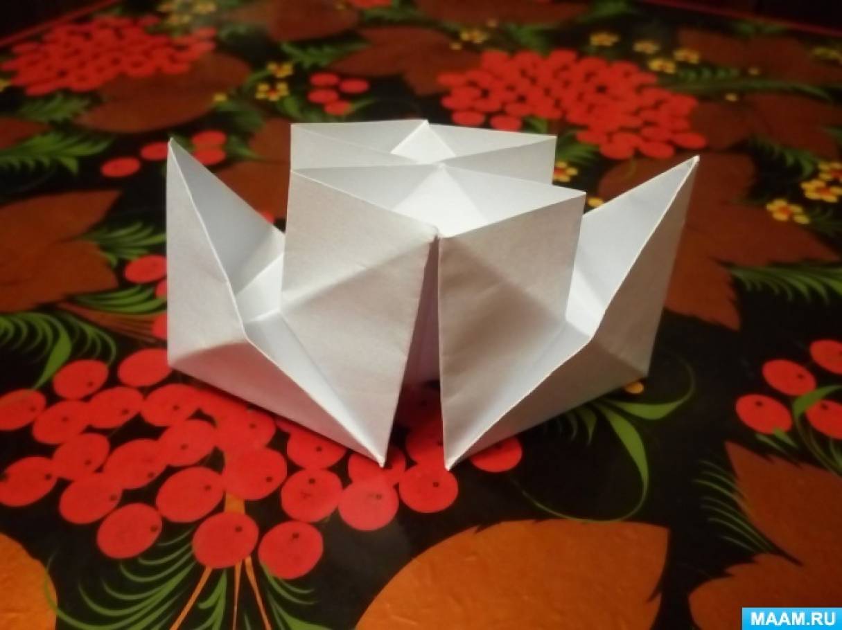 Оригами из бумаги пароход с двумя трубами