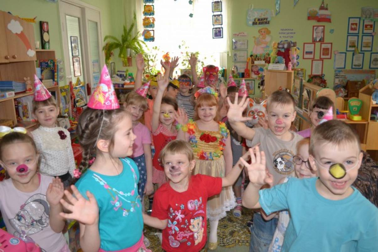 Смотр-конкурс на лучший уголок творчества Фото Смотр-конкурс на лучший уголок творчества