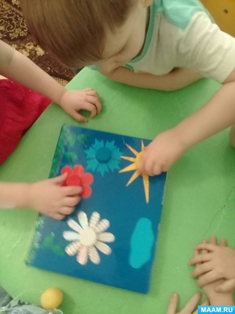 Развивающие игры из бросового материала для детей 2–3 лет