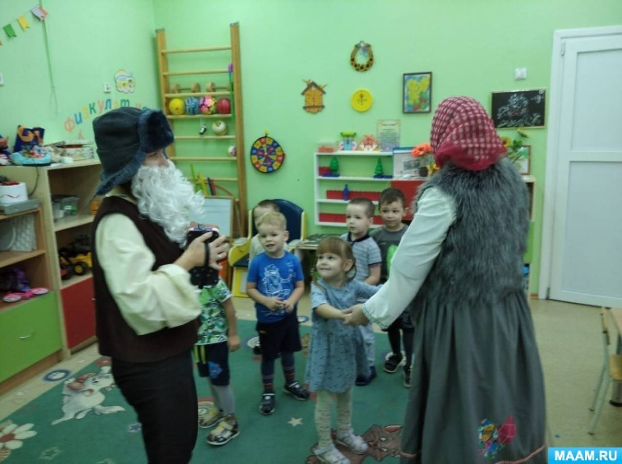 Смотреть фотографию №2 Фото №2 Отмечается он различными государствами в разные даты однако в России неизменно празднуется октября