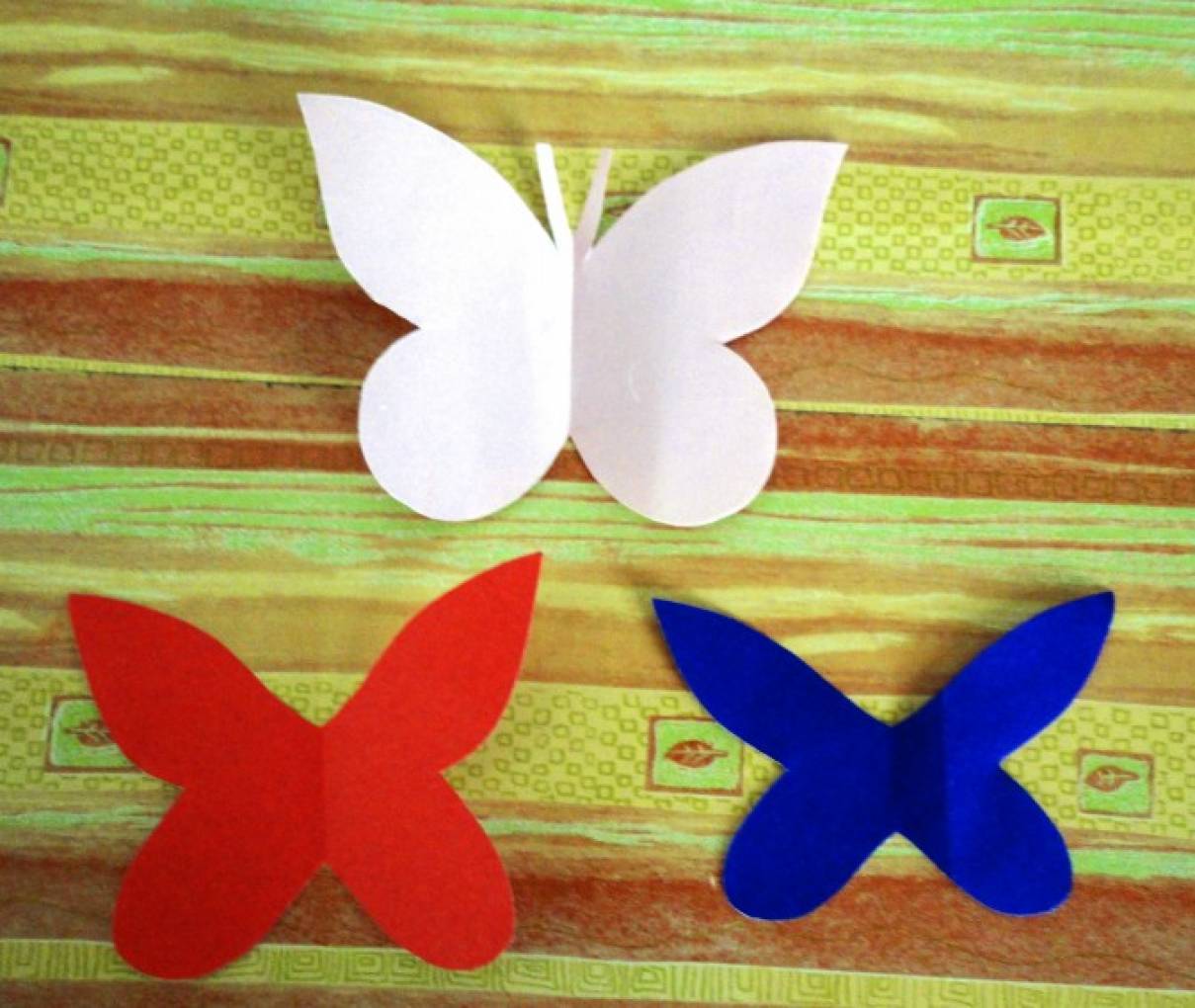 Технология изготовления бабочек: оригами