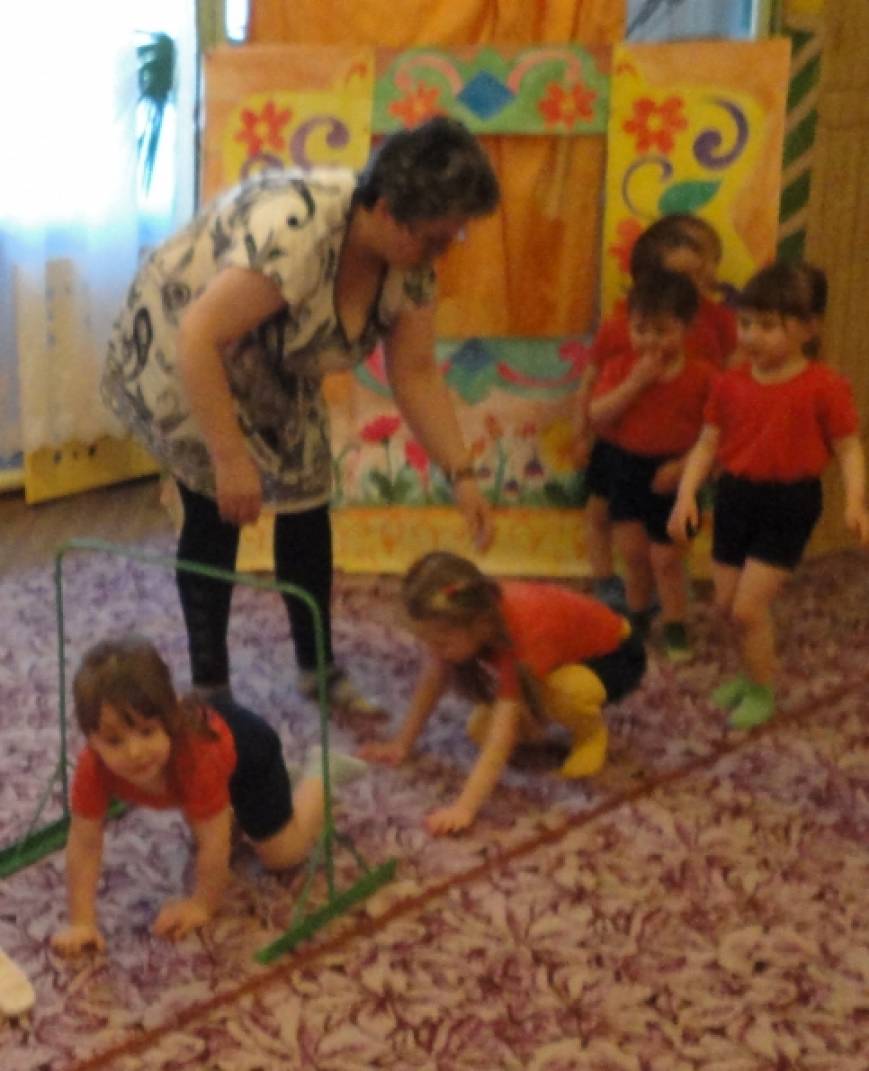 Физкультурное занятие «У солнышка в гостях» (вторая младшая группа) (2 ...