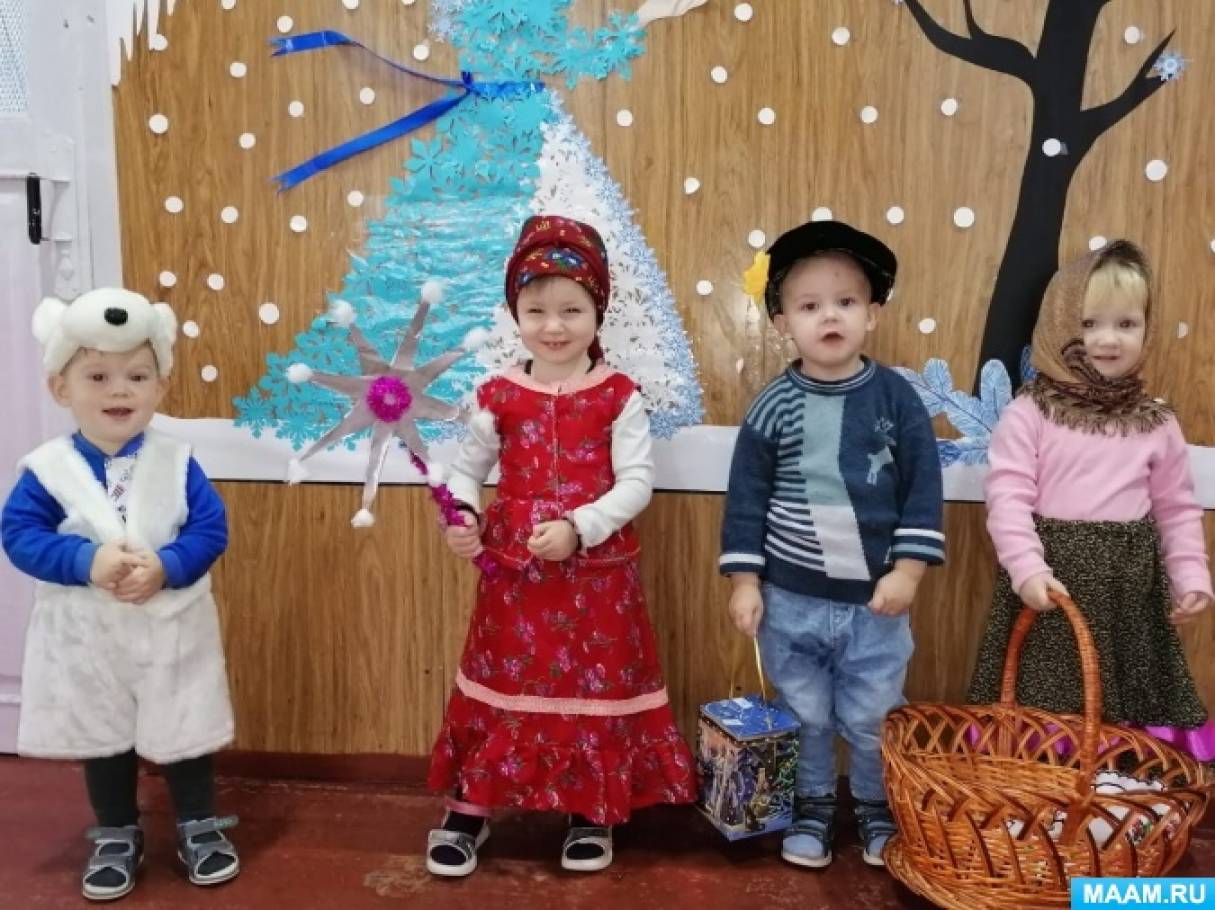 Казачьи колядки в первой младшей группе Фото Казачьи колядки в первой младшей группе
