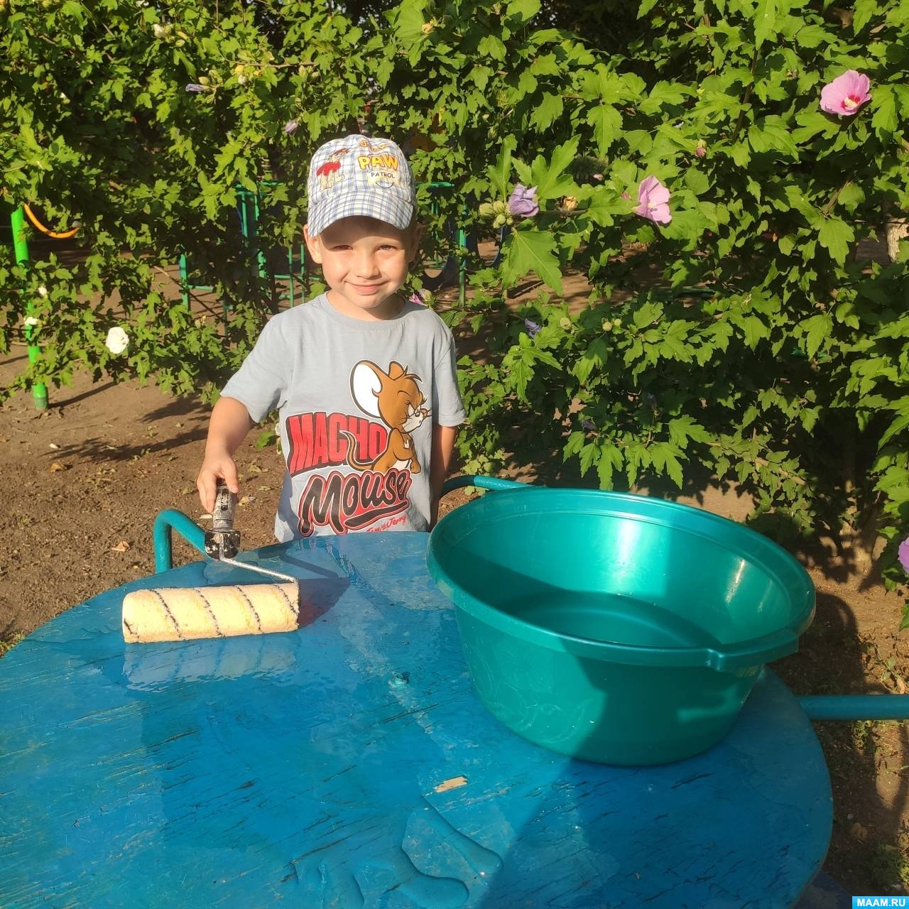 Фотоотчёт «Маляры средней группы» (10 фото). Воспитателям детских садов ...