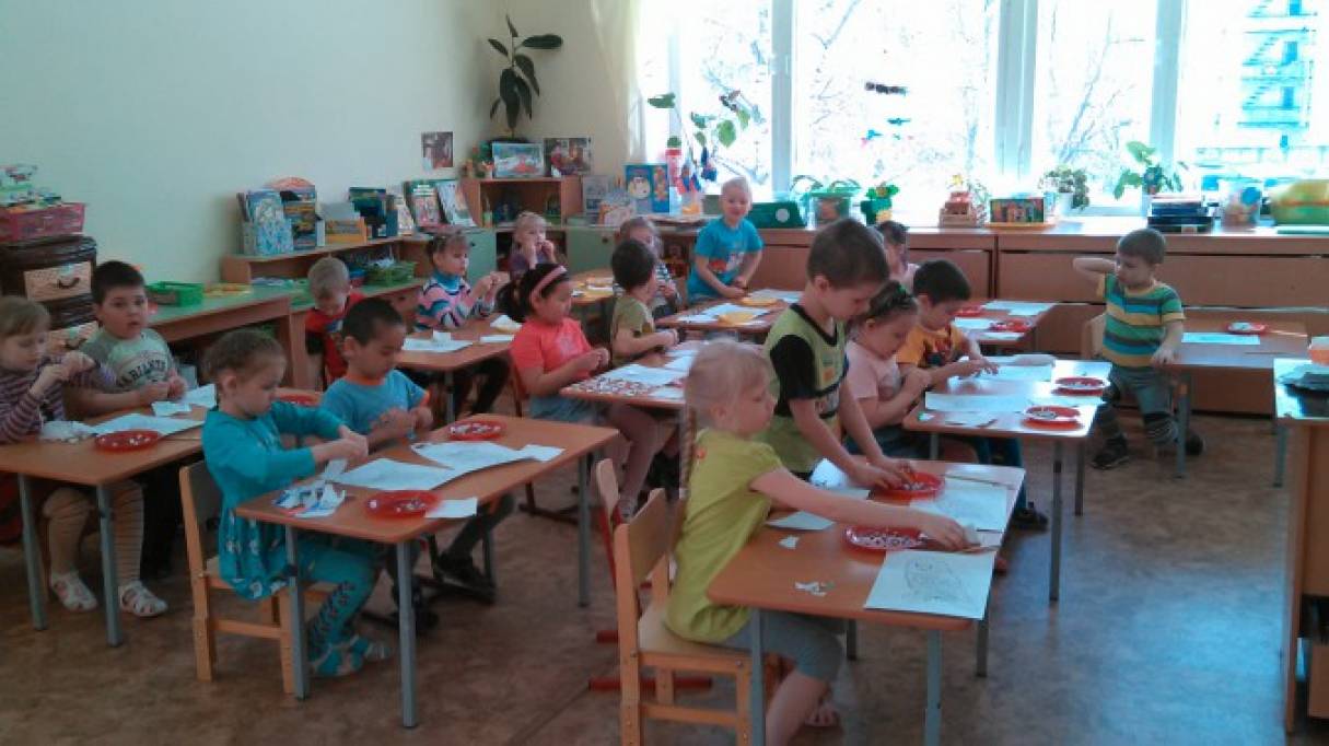 Конспект НОД по художественному творчеству (аппликация) «Совушка-сова» в старшей группе Фото Конспект НОД по художественному творчеству (аппликация) «Совушка-сова» в старшей группе