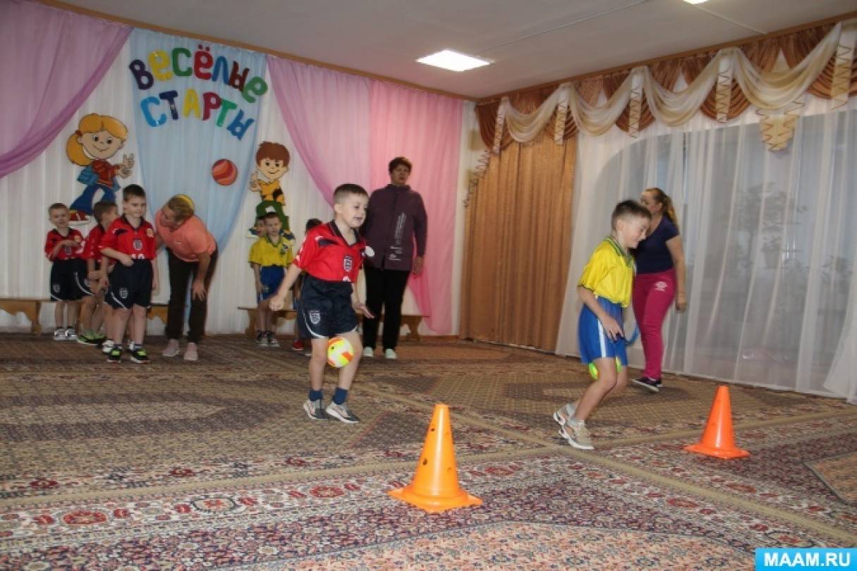 Смотреть фотографию №6 Фото №6 Под музыку выходят И их соперники друзья товарищи команда Рваный кед ребята поприветствуем их