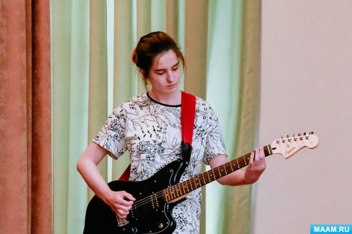 Занятия музыкой помогают гармонично развиваться воспитанникам центров для детей-сирот