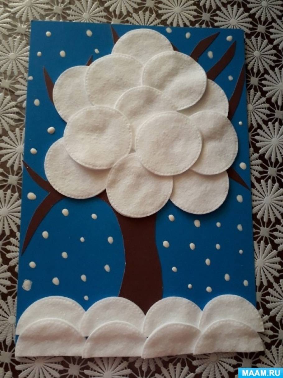 аппликация на тему зима. зимнее дерево из ватных дисков. дерево из ватных дисков. аппликация из ватных дисков. поделки на тему зима.