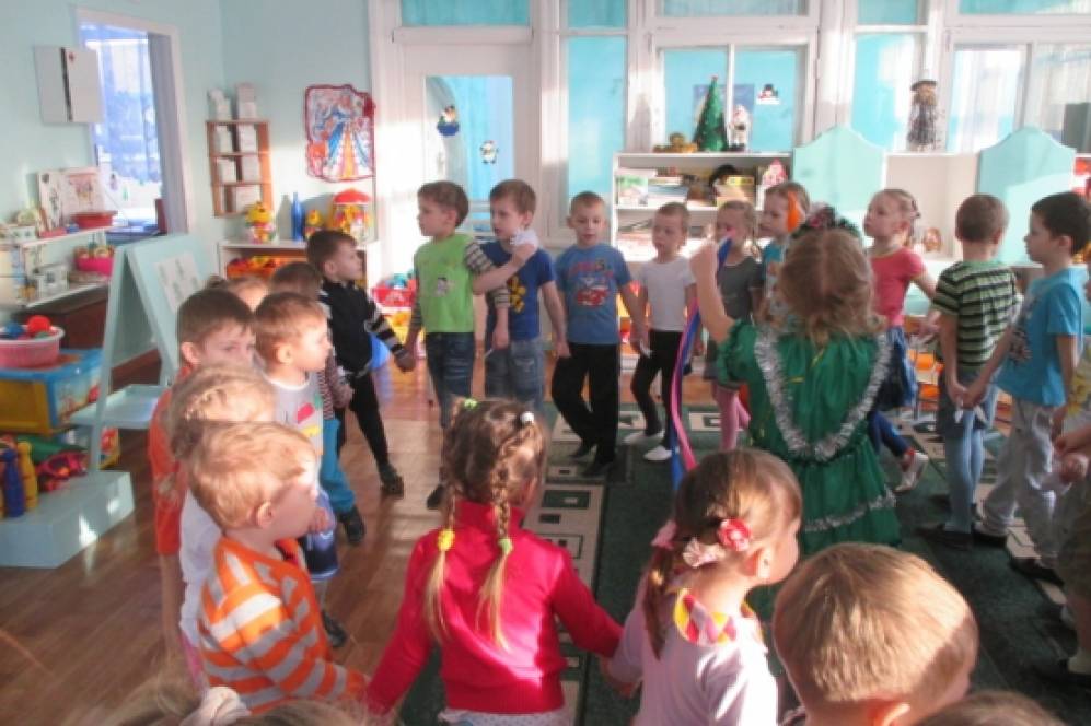 «Как мы поздравляли малышей с Новым годом». Фотоотчёт Фото «Как мы поздравляли малышей с Новым годом». Фотоотчёт