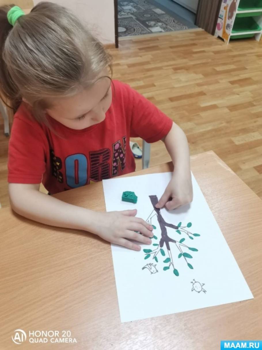 Пластилинография «Весеннее дерево» для дошкольников. Фотоотчет
