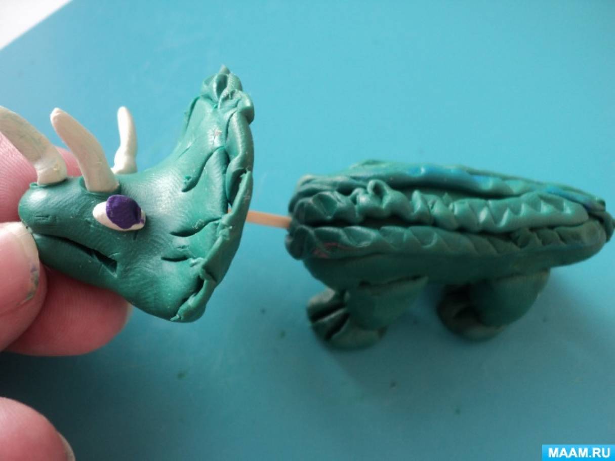Как сделать динозавра из пластилина своими руками