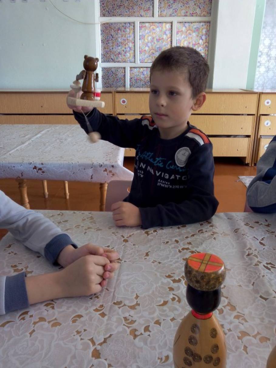 Народная игрушка в детском саду