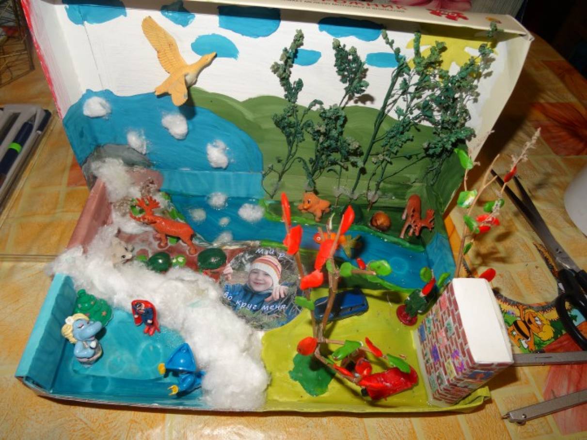 Сезонное дерево в доу. Объемное дерево. Шаблон дерева для поделки. Времена года на дереве. Макет времена года своими руками.