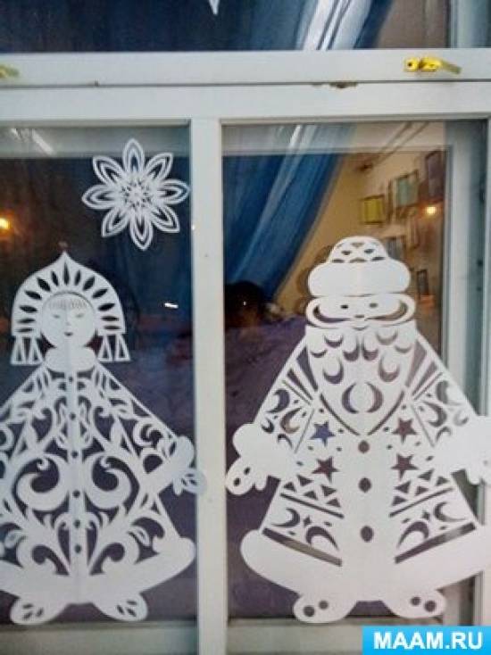 Новогодние вытынанки Фото Новогодние вытынанки
