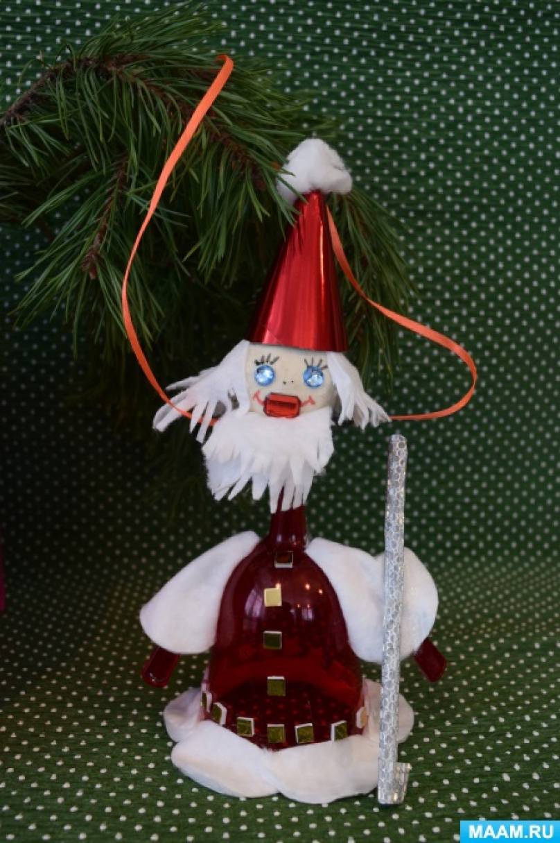 «Добрый Дедушка Мороз». Игрушка на ёлку из пластикового фужера. Мастер-класс