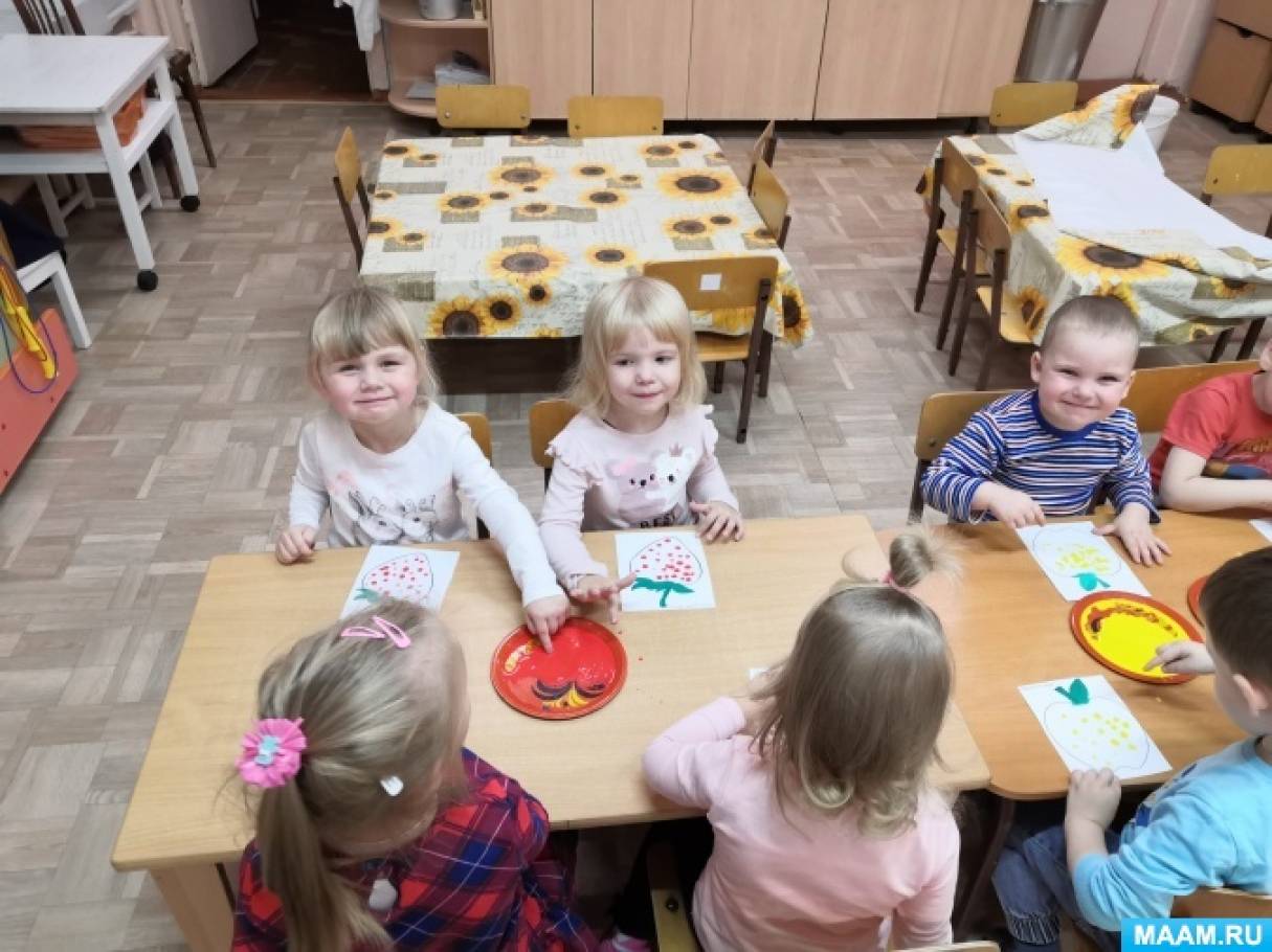 Фото «Ягодки и яблочки»