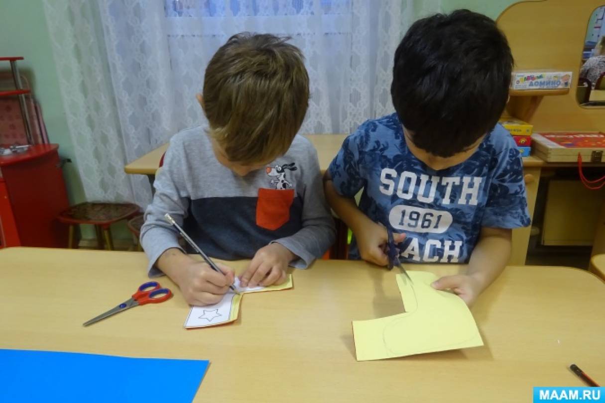 аппликация подарок деду морозу. Смотреть фото аппликация подарок деду морозу. Смотреть картинку аппликация подарок деду морозу. Картинка про аппликация подарок деду морозу. Фото аппликация подарок деду морозу
