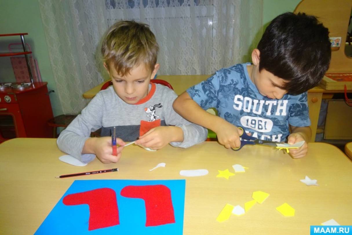 аппликация подарок деду морозу. Смотреть фото аппликация подарок деду морозу. Смотреть картинку аппликация подарок деду морозу. Картинка про аппликация подарок деду морозу. Фото аппликация подарок деду морозу