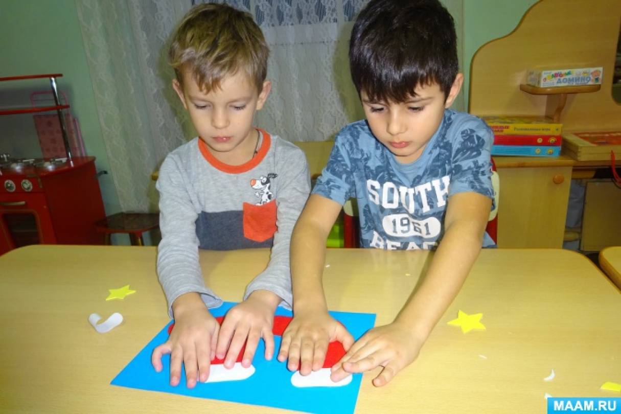 аппликация подарок деду морозу. Смотреть фото аппликация подарок деду морозу. Смотреть картинку аппликация подарок деду морозу. Картинка про аппликация подарок деду морозу. Фото аппликация подарок деду морозу