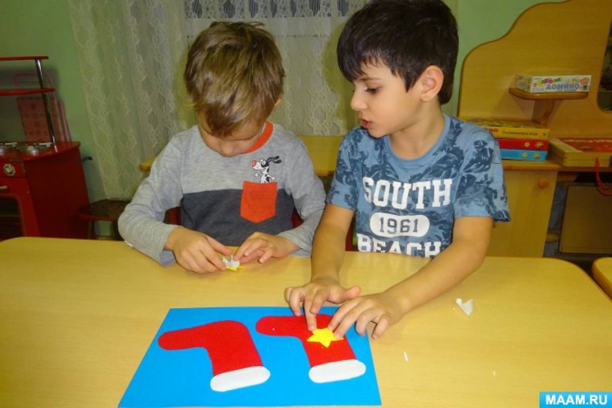 аппликация подарок деду морозу. Смотреть фото аппликация подарок деду морозу. Смотреть картинку аппликация подарок деду морозу. Картинка про аппликация подарок деду морозу. Фото аппликация подарок деду морозу