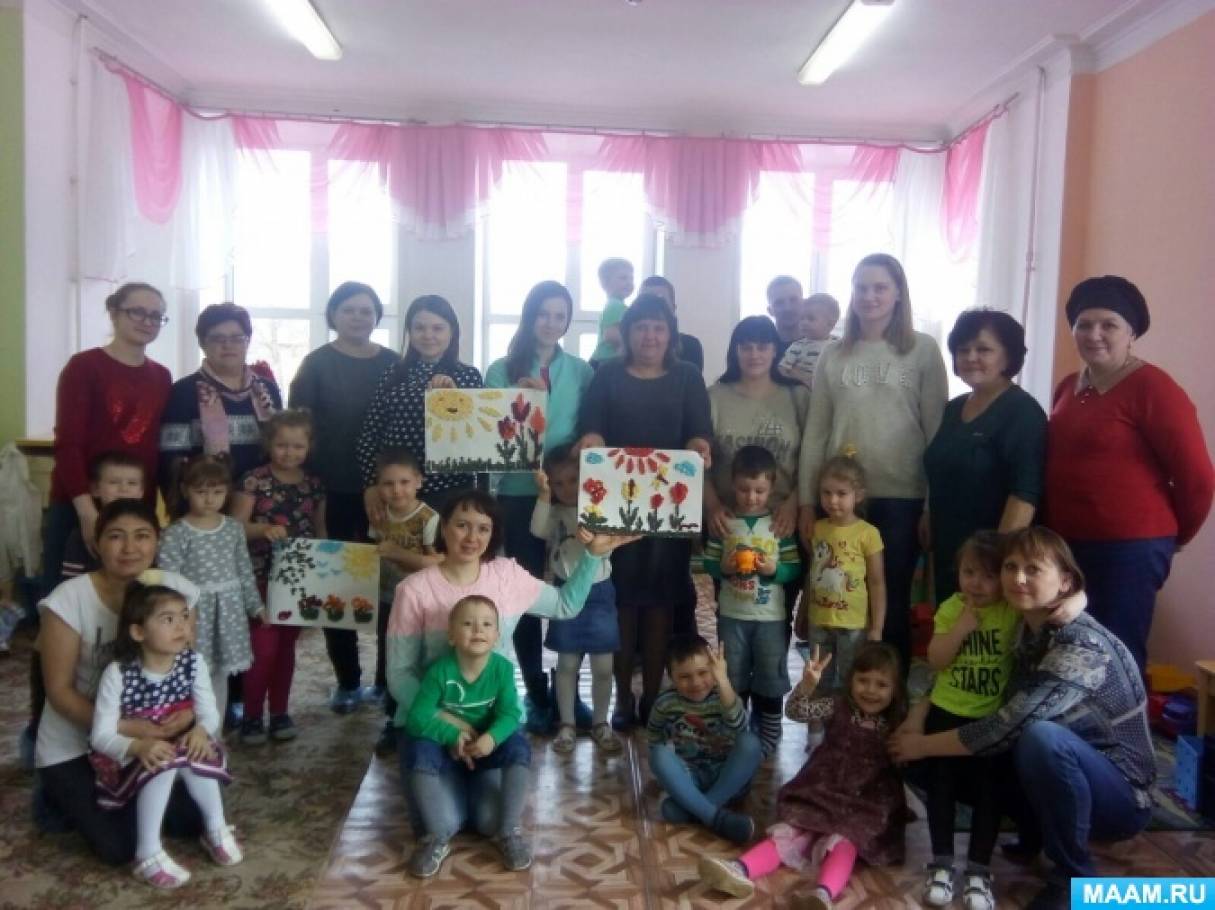 Фотоотчет о мастер-классе по изготовлению картины из салфеток «Весна» с родителями и воспитанниками в средней группе